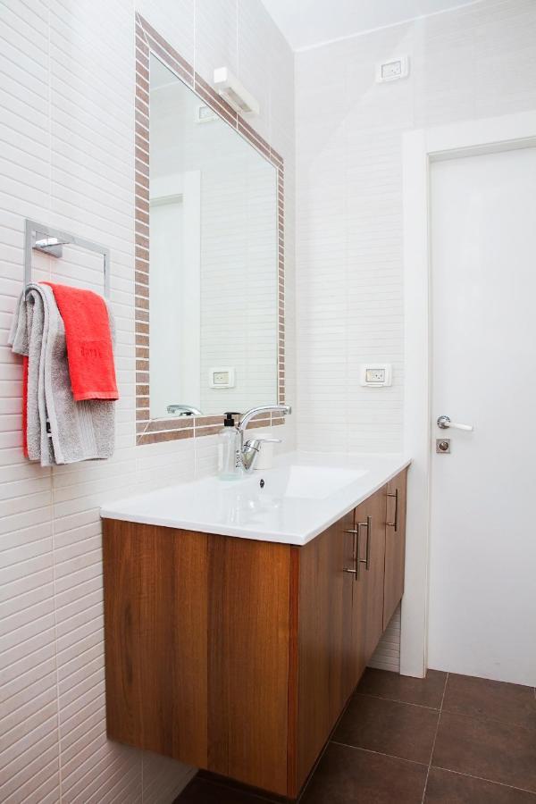 Isramax Tchernikhovski Apartment Bat Yam Extérieur photo