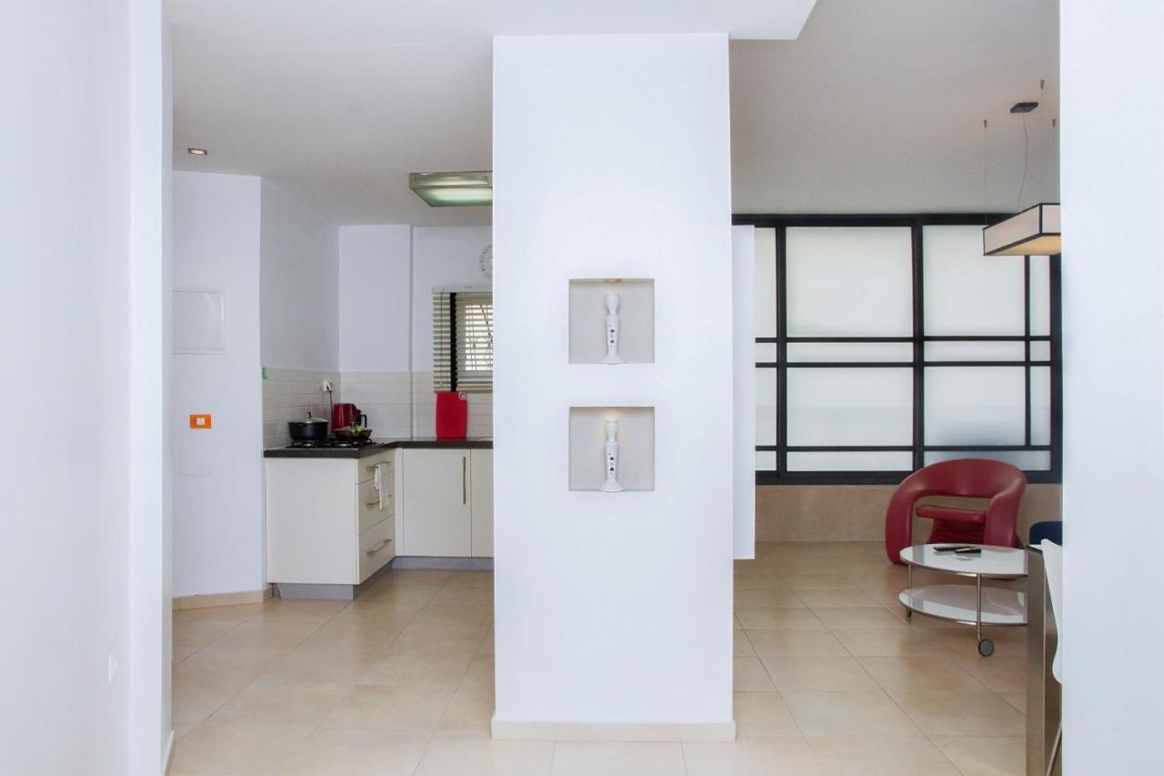 Isramax Tchernikhovski Apartment Bat Yam Extérieur photo
